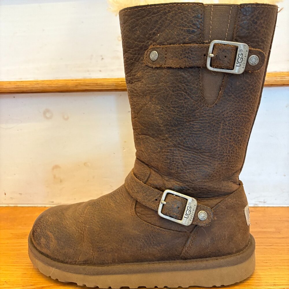 UGG Kensington brown boots girls size 3